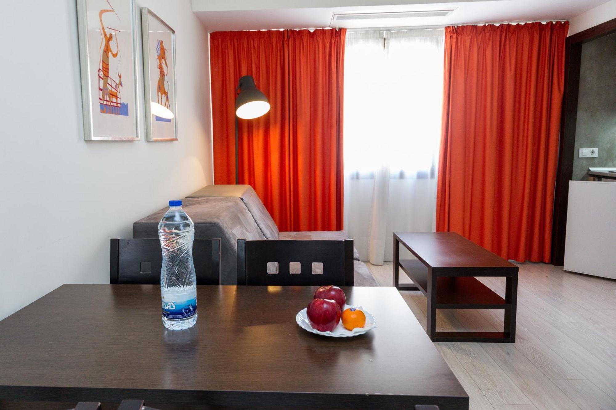 Apartamentos Recoletos Madrid Exterior foto